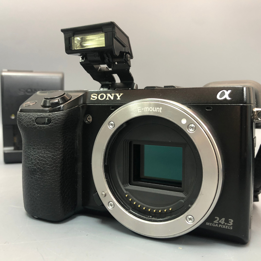 Sony Nex-7 25.000 кадров, не фиксируется вспышка