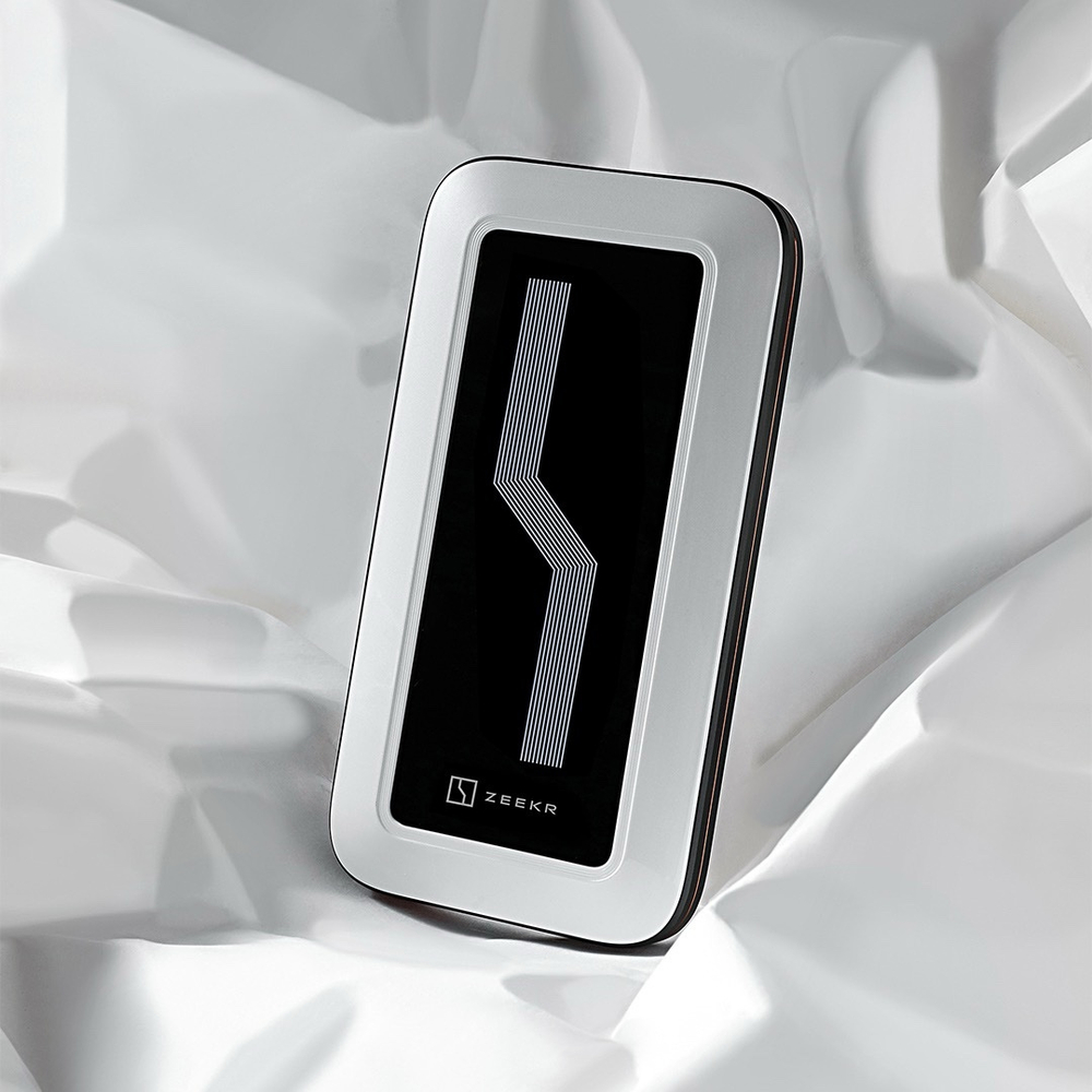 Power bank ZEEKR