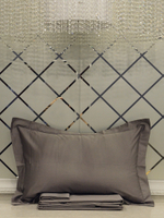 Однотонное постельное белье La Perla Grey
