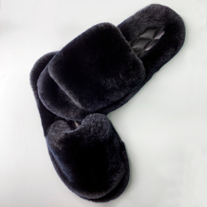 Шлепанцы из меха кролика | Черный