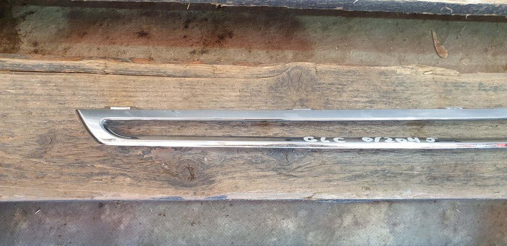 Молдинг решетки радиатора Mercedes GLC (X253) 15-19 Б/У Оригинал A2538880485