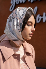 8336 Платок женский (персиковый принт)