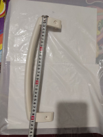 Белая Ручка для холодильника LG AED34420702 изогнутая