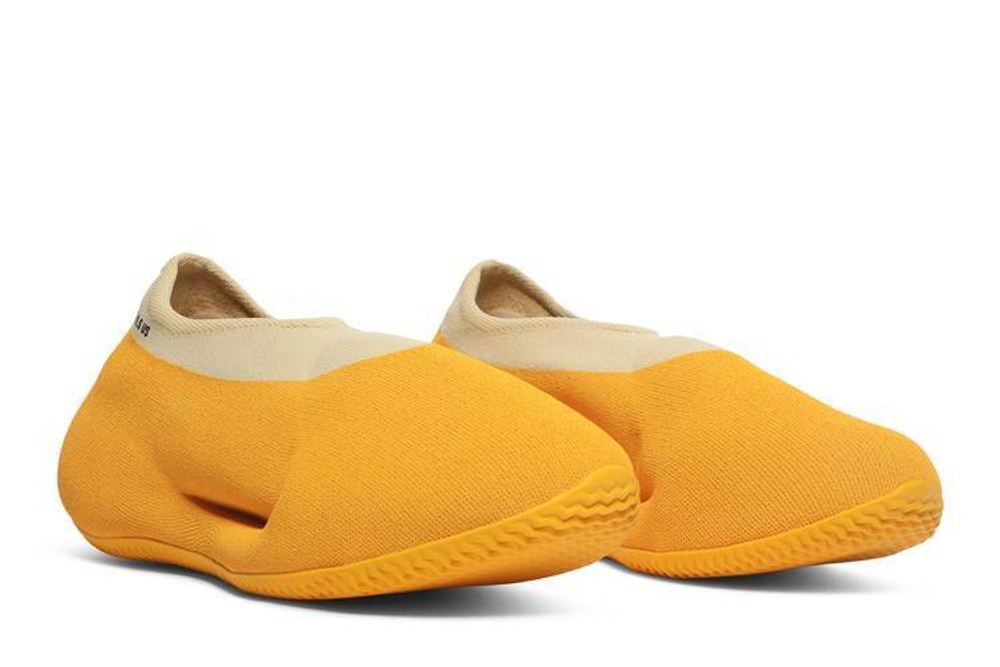 Кроссовки Adidas Originals Yeezy Knit Runner "Sulfur"