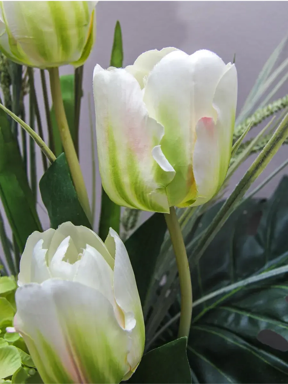 Композиция в напольной вазе "Орхидея"