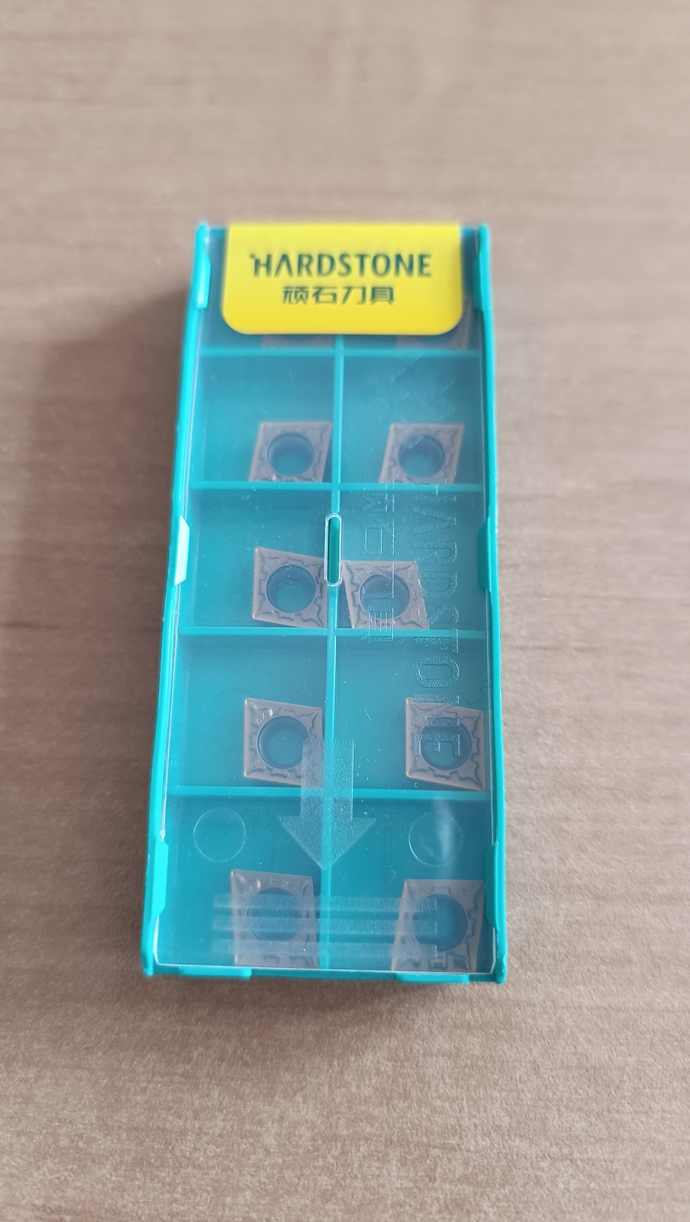 Пластина для токарной обработки нержавеющих сталей CCMT09T304-TM WS7225