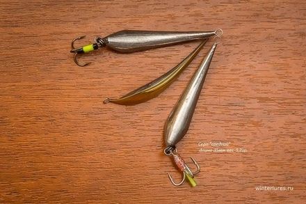 Блесна Зимняя WINTERLURES Серп 40мм тройник