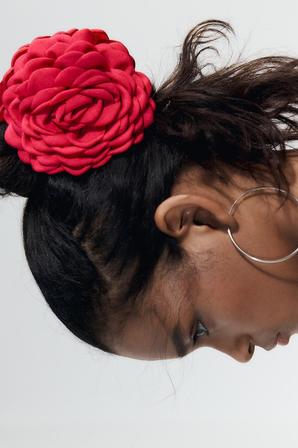 ZARA ЗАКОЛКА ДЛЯ ВОЛОС С ТКАНЕВЫМ ЦВЕТКОМ, ЦВЕТ ФУКСИИ