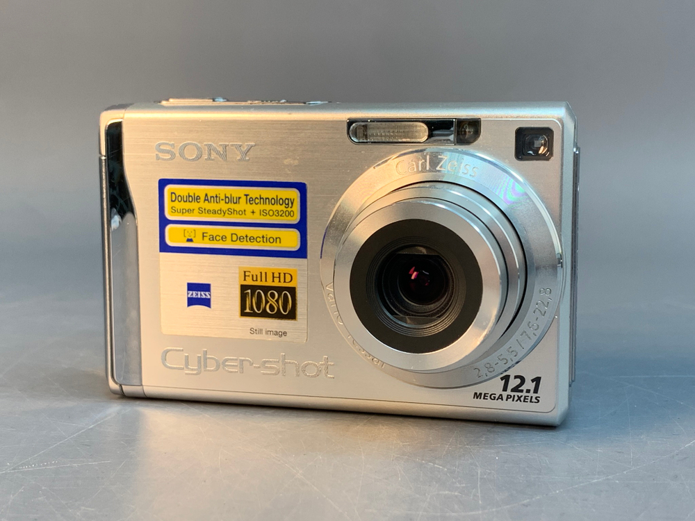 Sony Cyber-shot DSC-W200