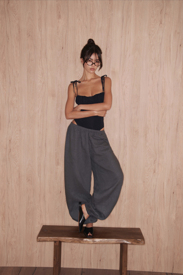 Слитный купальник mia black