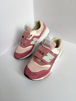 Кроссовки New Balance, 33