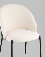 Стул обеденный Adelinde бежевый с зеленой экокожей