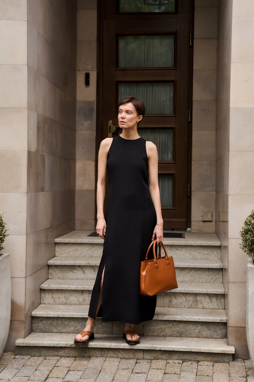 Платье из итальянской вискозной ткани черное