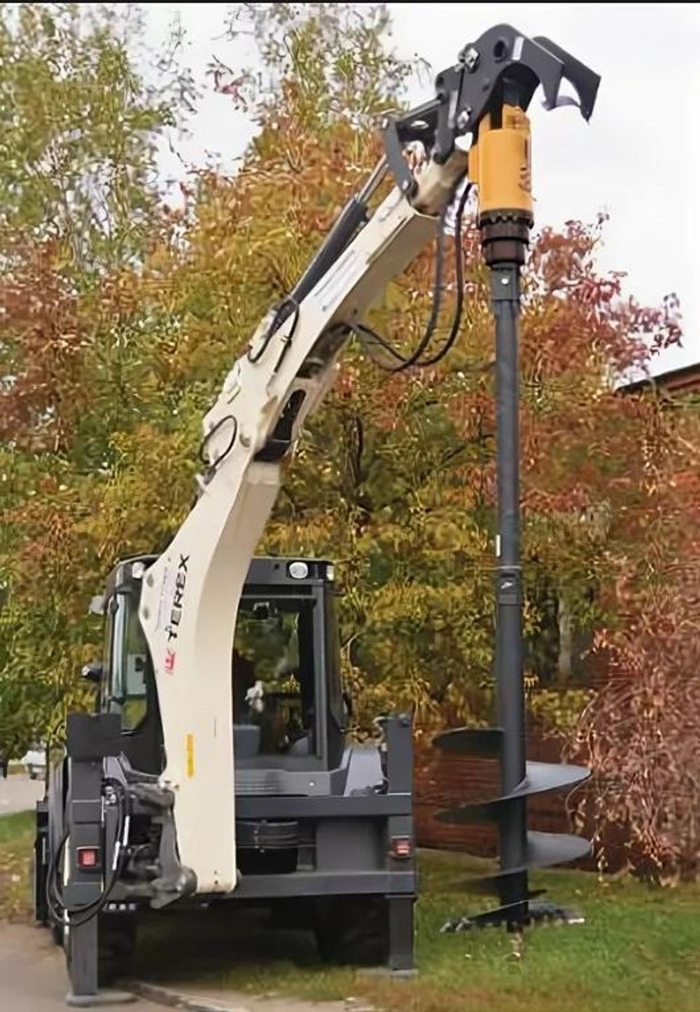 Гидровращатель на Экскаватор Komatsu