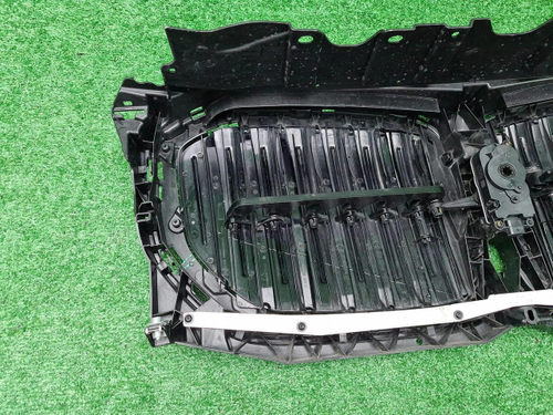 Решетка радиатора BMW X5 G05 (2018-2023)
