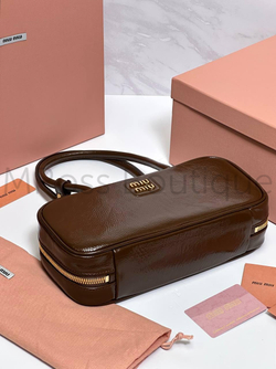 Сумка Miu Miu Beau naplak patent из лаковой кожи темно-коричневая