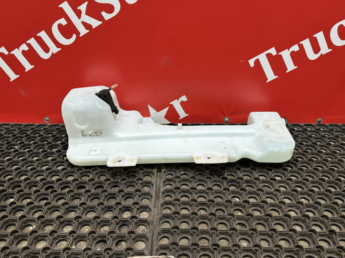 Бачок омывателя лобового стекла 2023г.