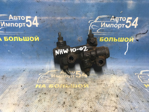 Распределитель тормозной TOYOTA PRIUS 1999