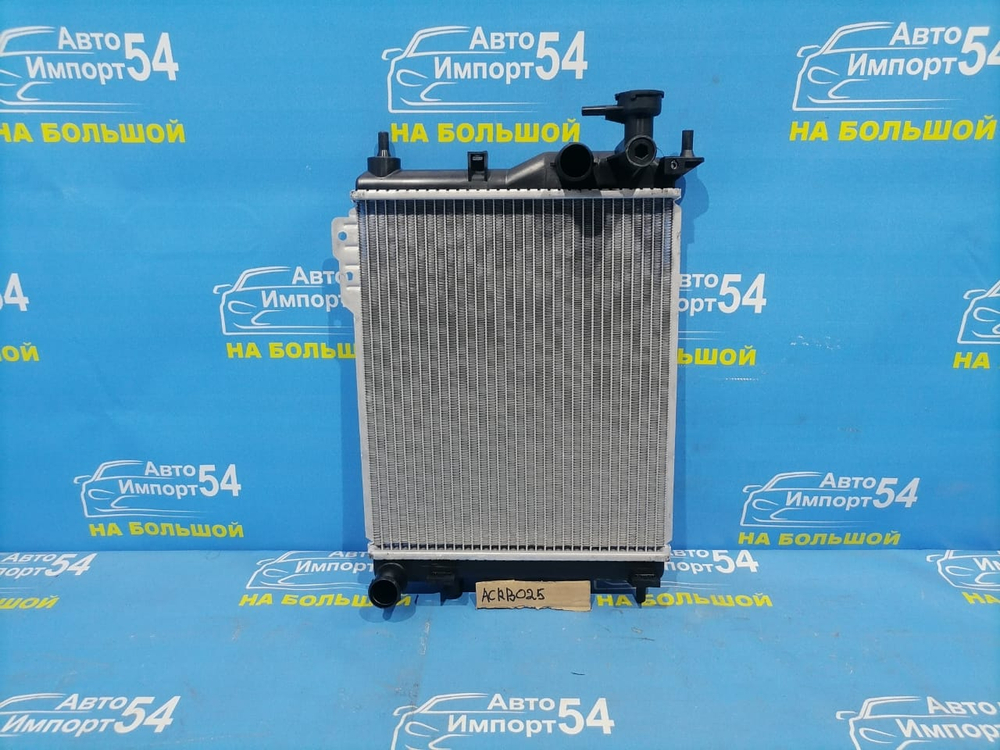 Радиатор двигателя HYUNDAI GETZ 2002-2011