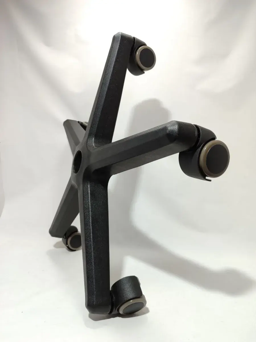 Крестовина для офисного компьютерного кресла без газлифта