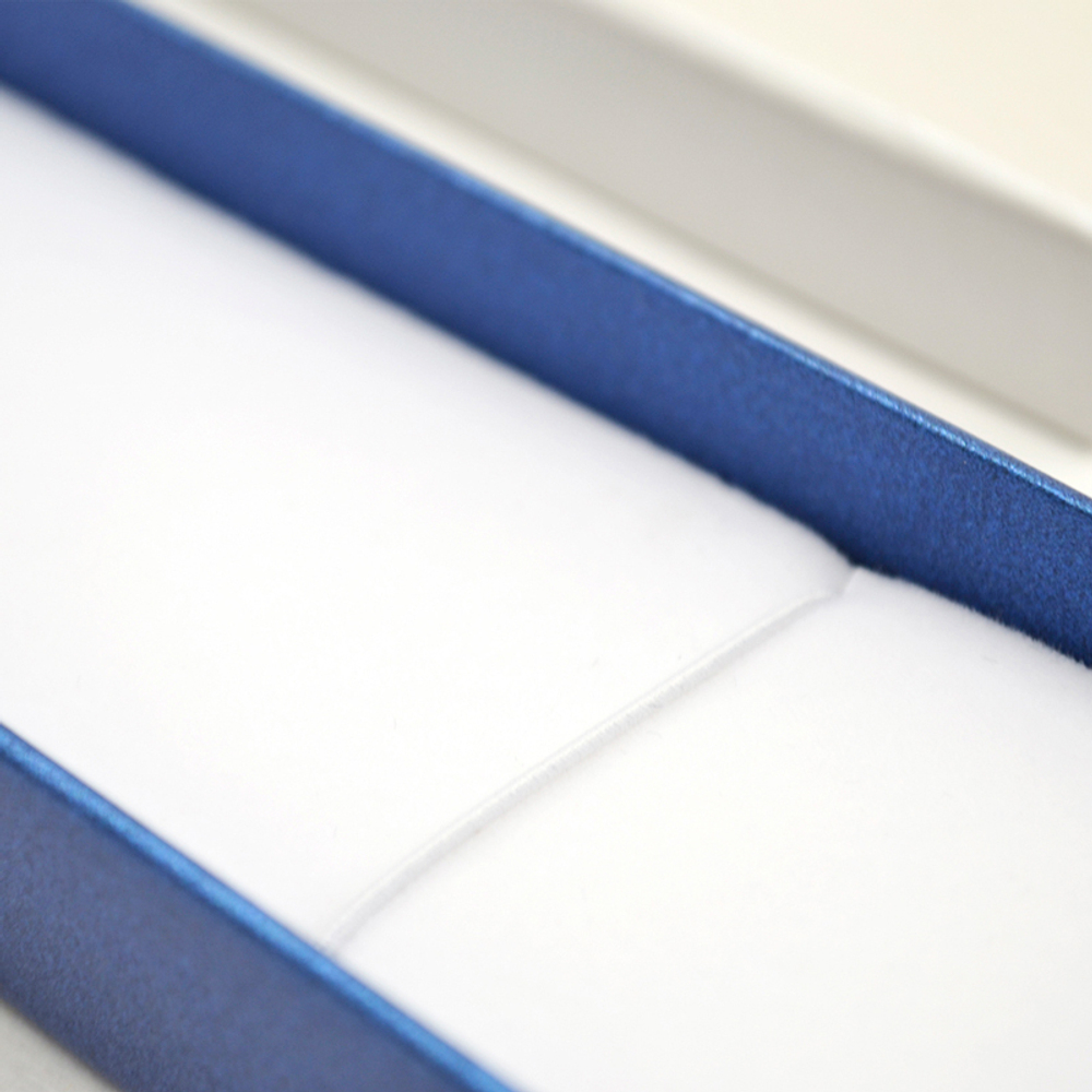 Футляр картонный «Соня» с бантиком под цепочку