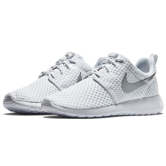 NIKE Roshe One Беговые кроссовки Низкие Женские