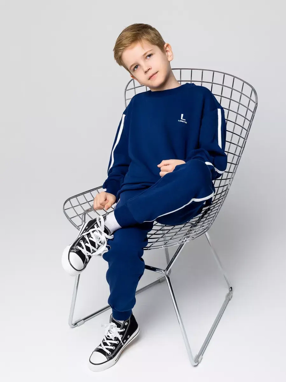 Спортивный костюм для мальчика в школу