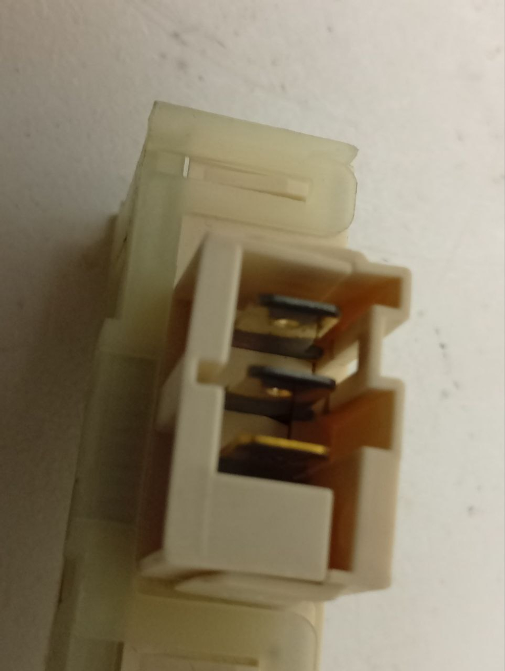 WFXI2840EU кт22 Устройство блокировки люка для стиральной машины 603521 б/у