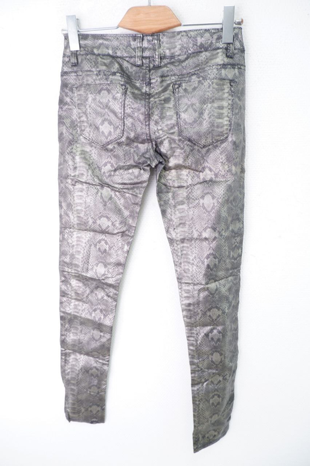 Брюки с принтом 44 размер