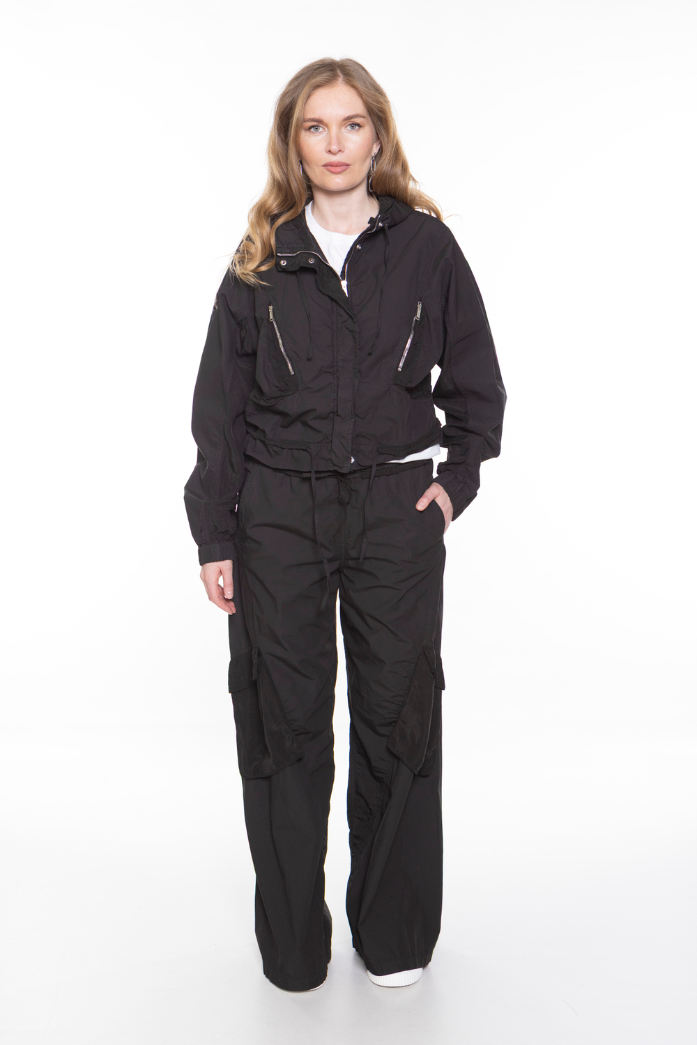 КУРТКА В СТИЛЕ КАРГО