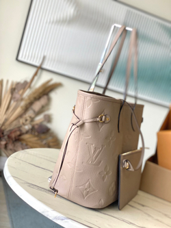 Louis Vuitton Neverfull MM