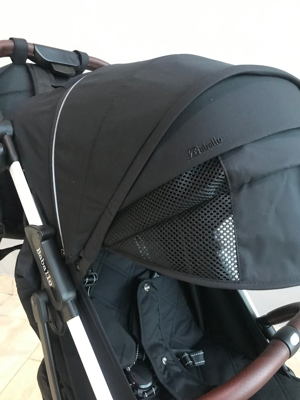 Коляска прогулочная Babalo 2024 черный текстиль на белой раме