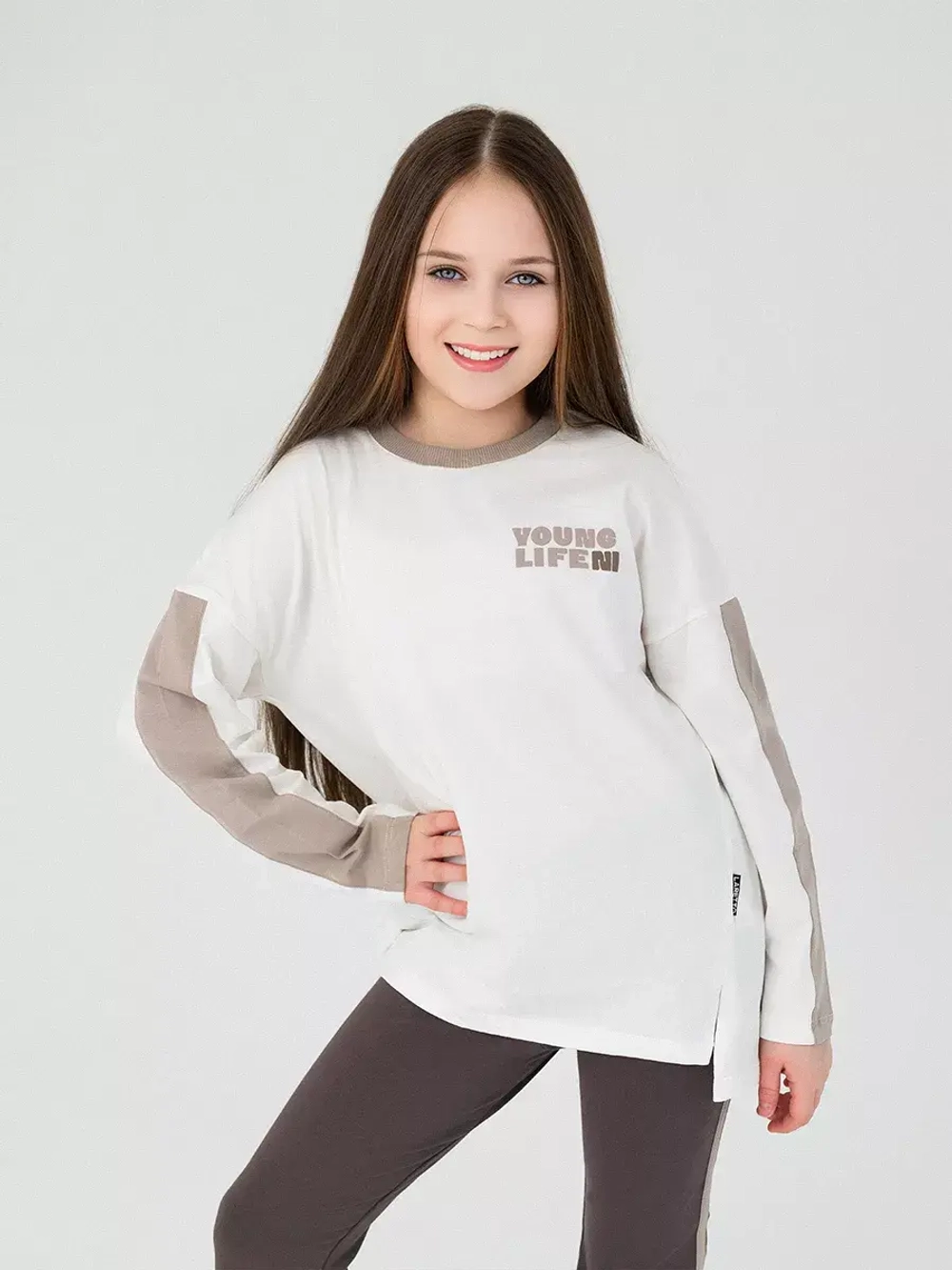 Лонгслив для девочки оверсайз