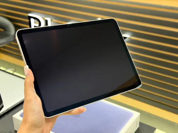 Б/У Планшет Apple iPad Air 11 (M3) 128Gb Silver АКБ 100% 14 циклов (MTP757Q1TF)