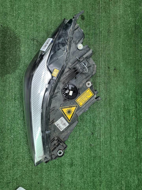 Битая Фара правая BMW 8er G14 G15 G16 18-22 Laser