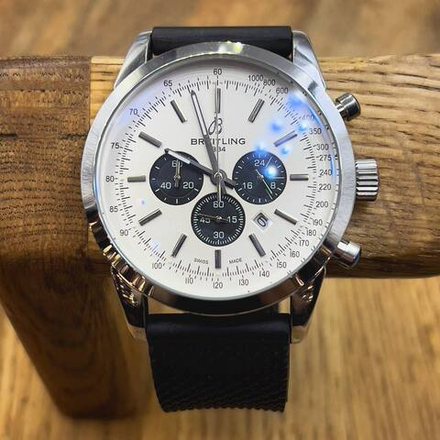 Часы Breitling