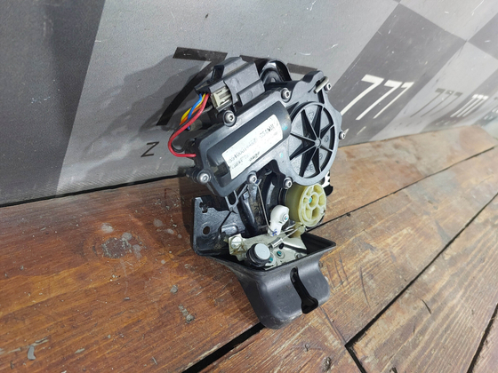 Замок крышки багажника Exeed TXL 19-нв Б/У Оригинал 554000144AA