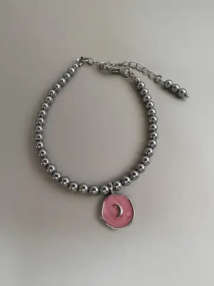 Браслет из гематита с подвеской