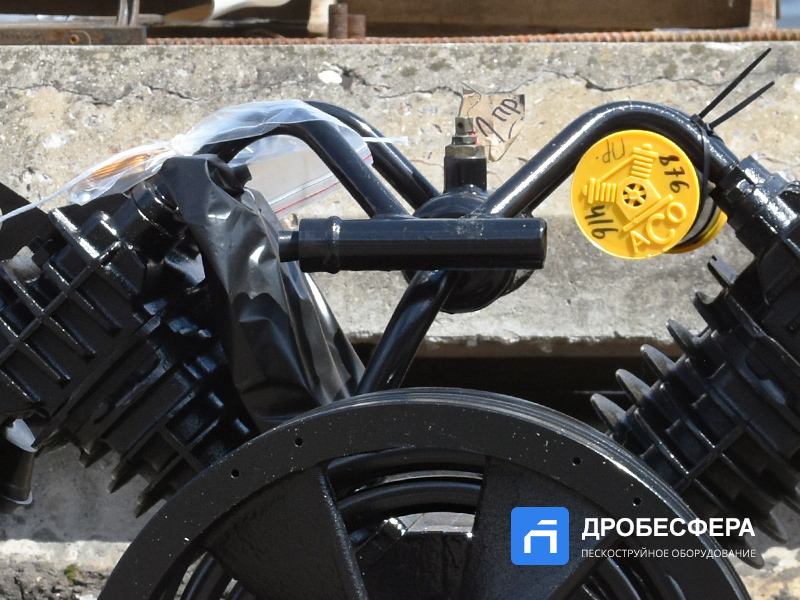 Компрессорная головка С416М для компрессора К3, К6, К31, КТ16Э правая АСО Бежецк