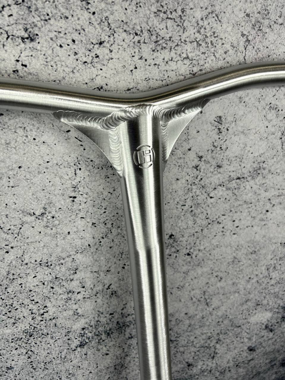 Руль HIPExtreme H3 Y-bar 600*560 мм, серебро