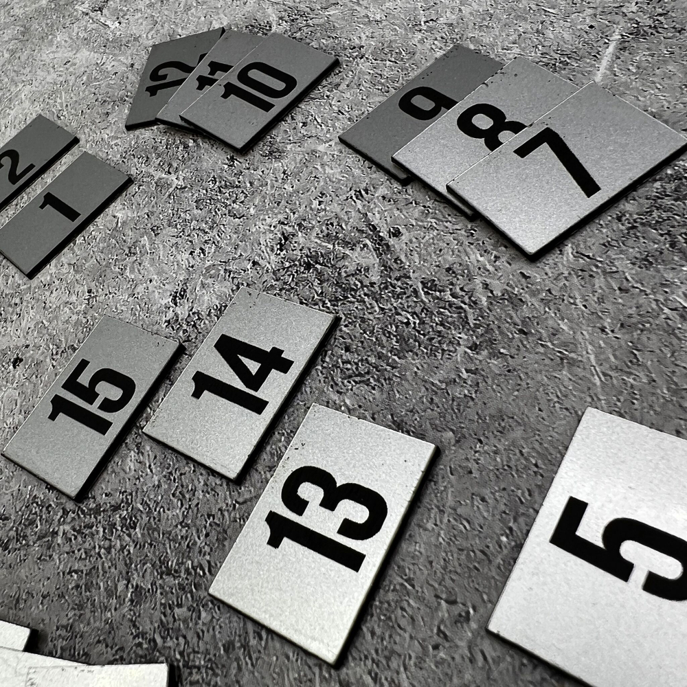 Нумерация для гардероба, наклейка на вешалки, 2х3 см