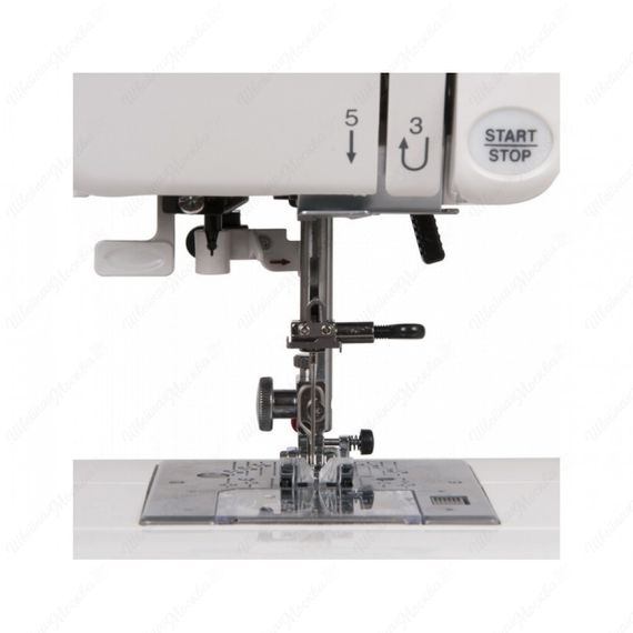 Швейная машина Janome Decor Computer 4030 (DC 4030)