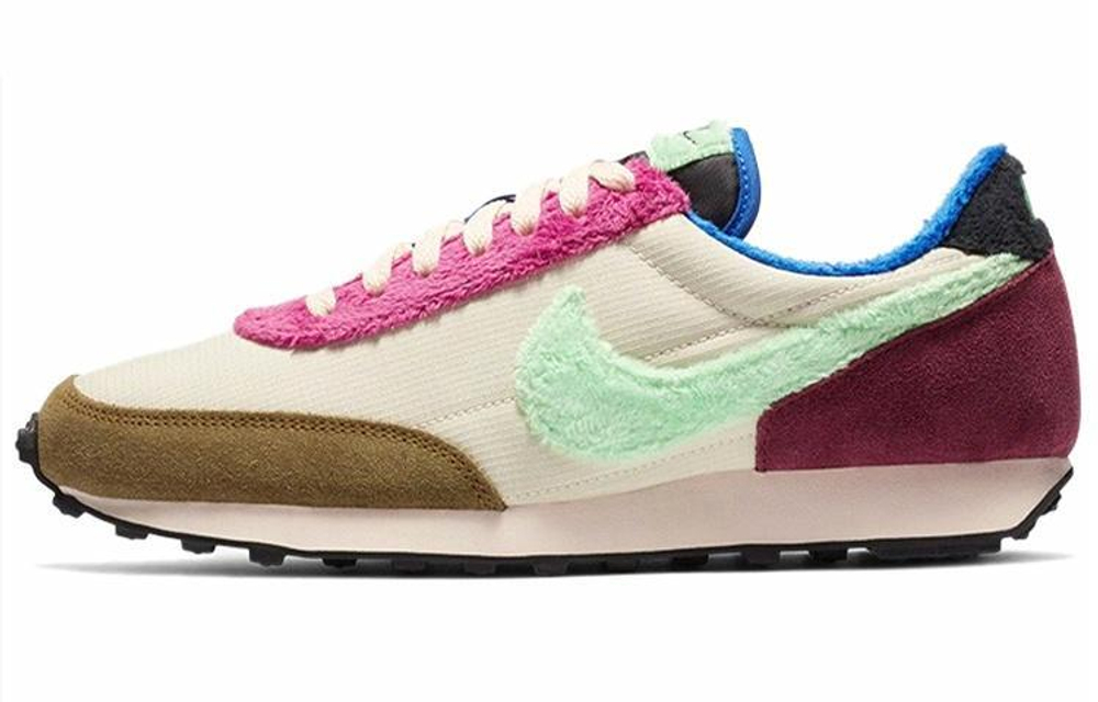 Кроссовки Nike Daybreak "Fur Pack Fossil" (Женская размерная сетка)