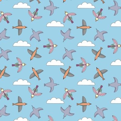 Птицы в небе и облака