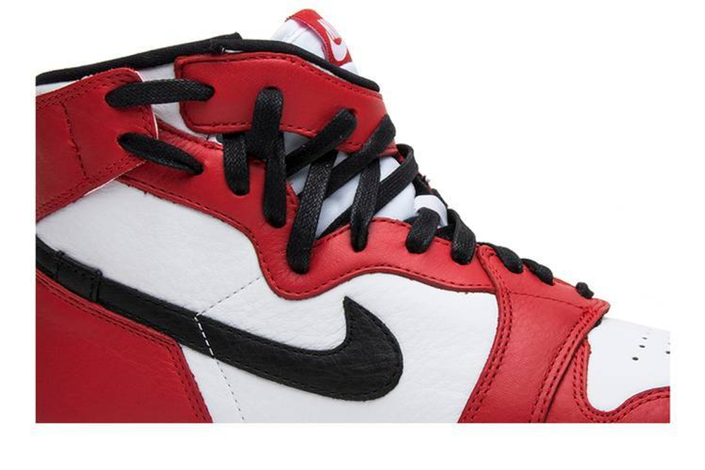 Кроссовки Jordan Air Jordan 1 Rebel 20 Chicago (Женская размерная сетка)