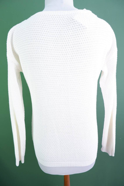 Джемпер легкой вязки, визуально на 50 размер