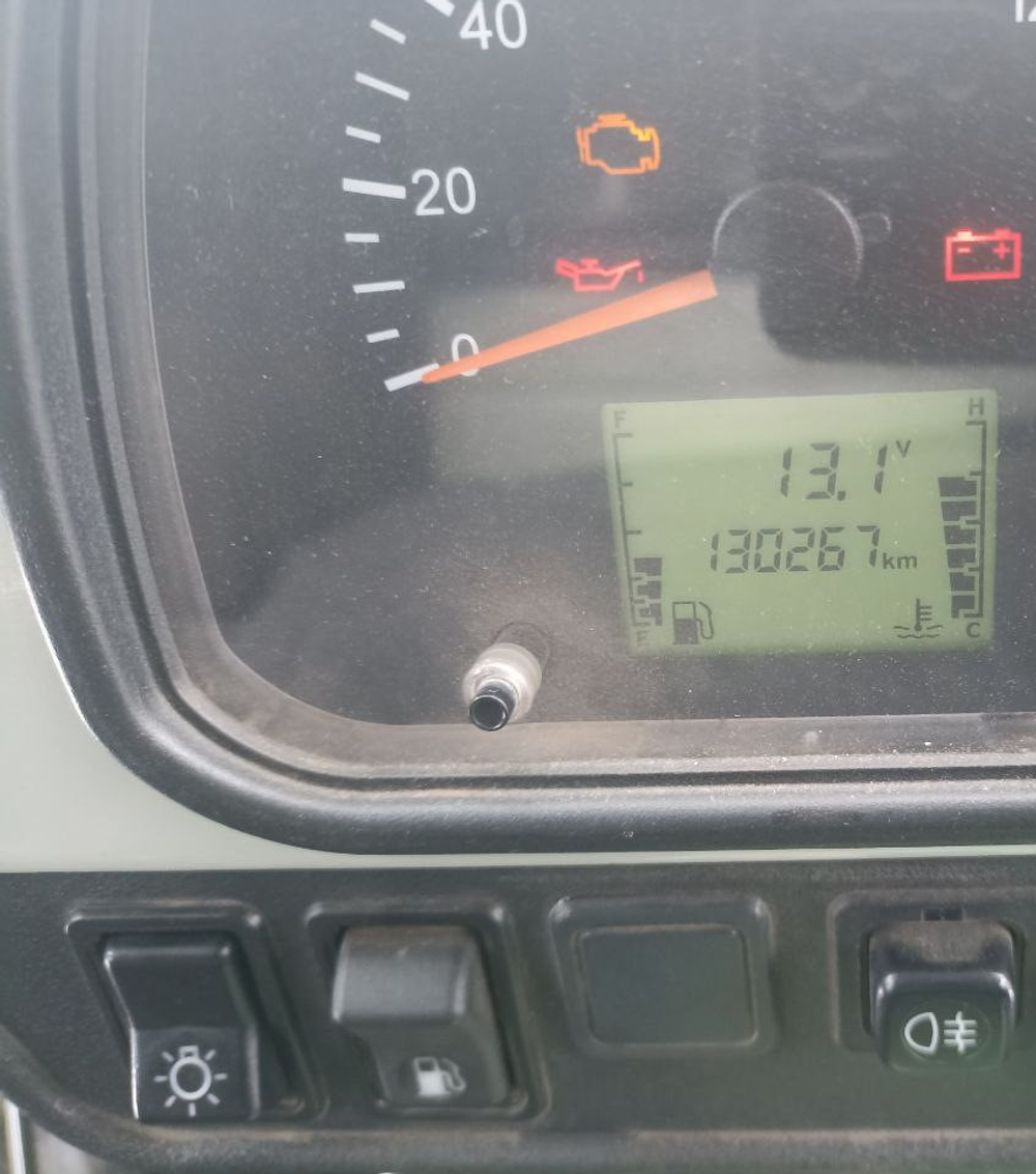UAZ 3909* Грузопассажирский 390995 (Грузопассажирский, 4+1 мест, без ABS, Бензиновый, 2,7 л, 112 л.с