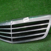 Решетка радиатора Mercedes E W212 (2009-2013) AMG