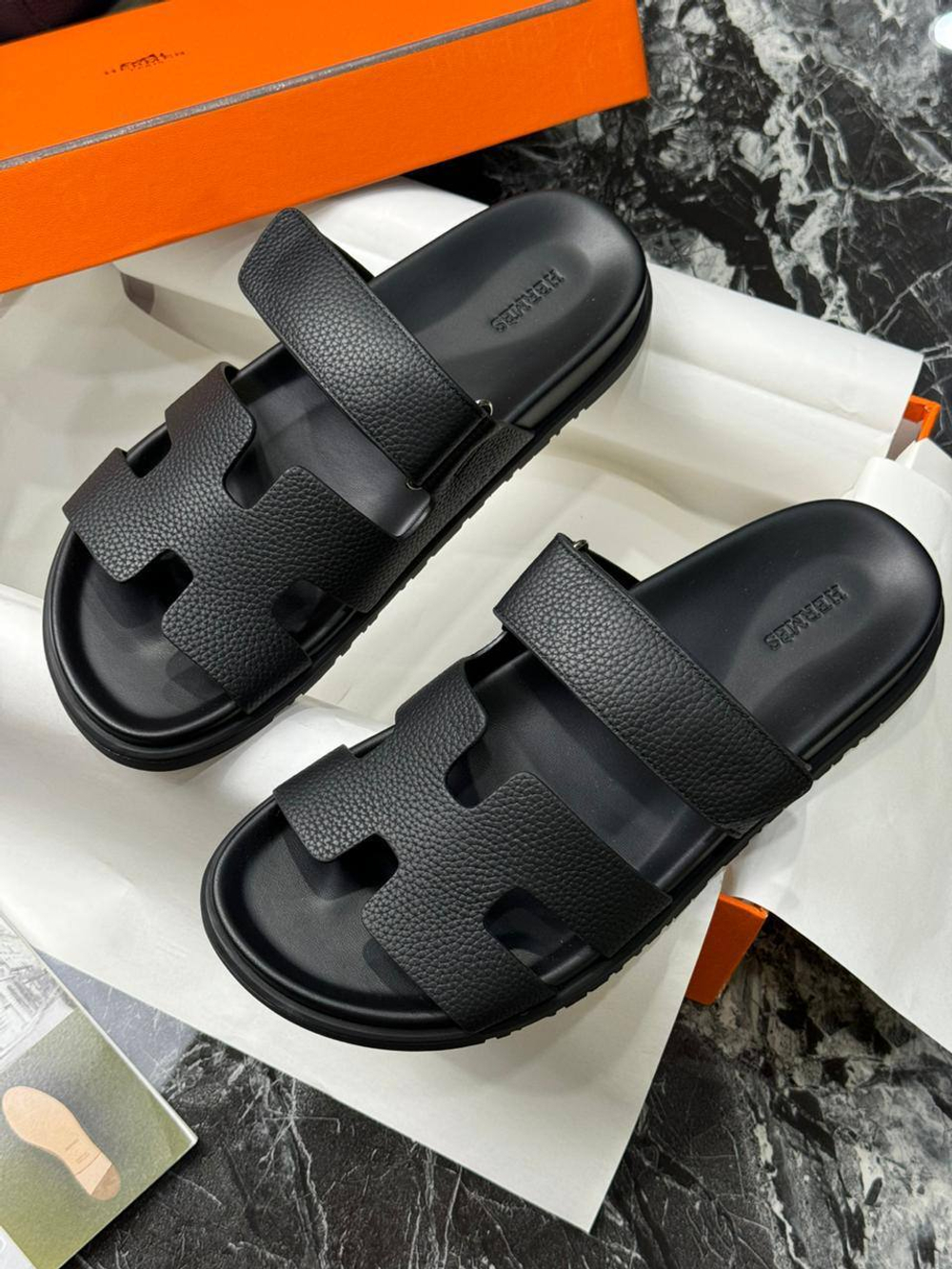 Шлёпанцы Hermes