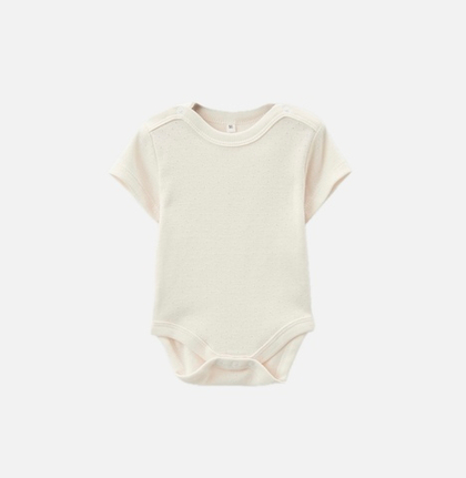 боди с коротким рукавом в цвете беж